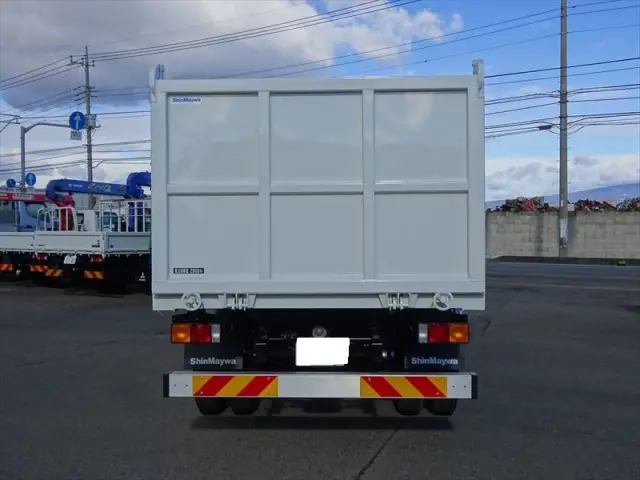 三菱 ファイター 2KG-FK72F(2WD)の写真12