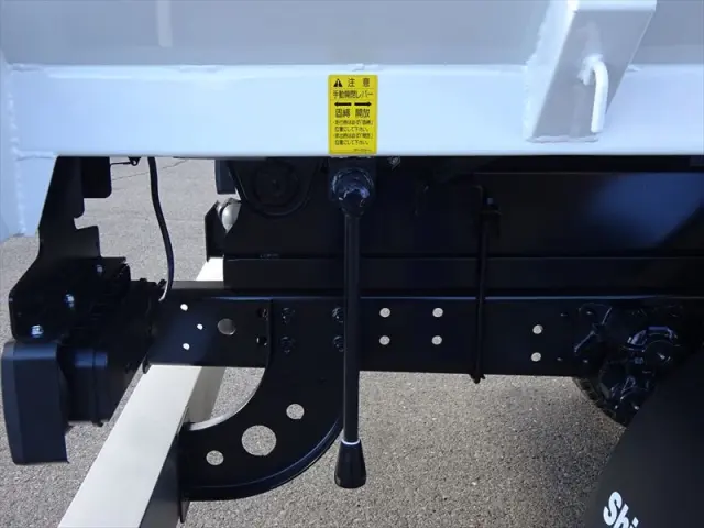 三菱 ファイター 2KG-FK72F(2WD)の写真13