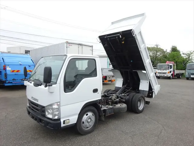 いすゞ エルフ TPG+NKR85AN(2WD)の写真6
