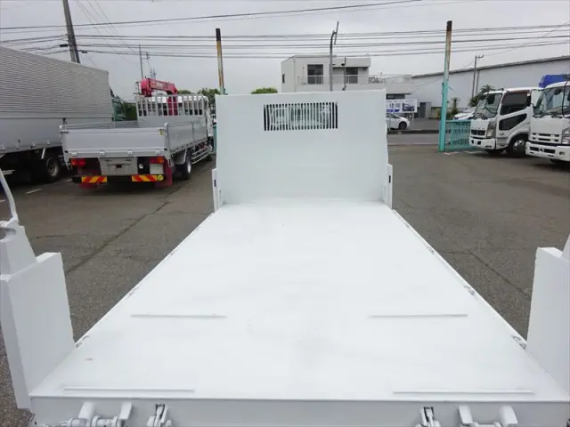 いすゞ エルフ TPG+NKR85AN(2WD)の写真19