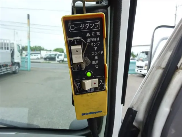 いすゞ エルフ TPG+NKR85AN(2WD)の写真26