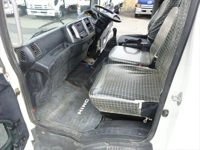 日野 レンジャー TKG-FC9JCAA(2WD)の写真30