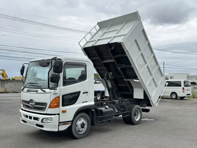 日野 レンジャー TKG-FC9JCAP(2WD)の写真1