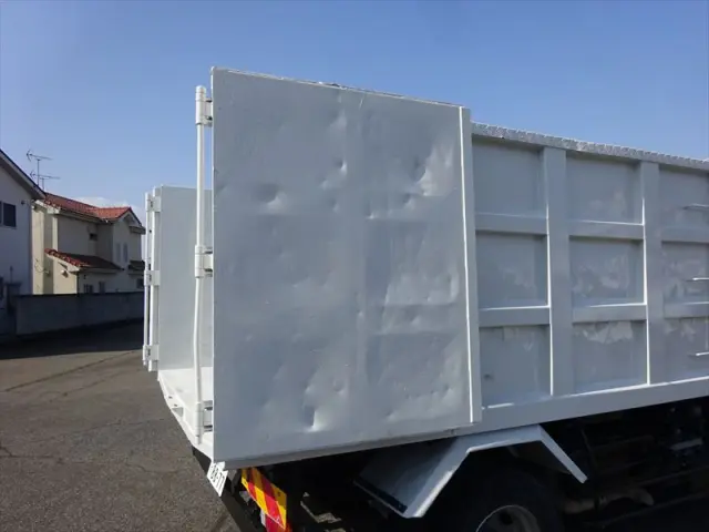 いすゞ フォワード 2RG-FRR90S1(2WD)の写真17