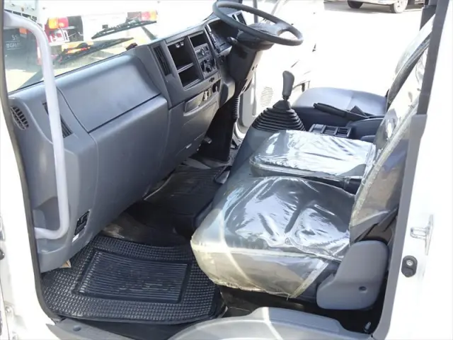 いすゞ フォワード 2RG-FRR90S1(2WD)の写真29