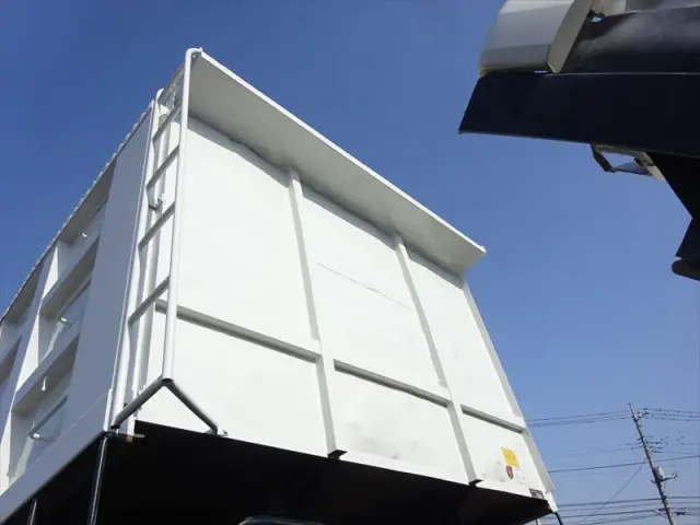 いすゞ フォワード 2RG-FRR90S1(2WD)の写真36