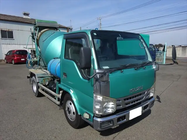 いすゞ エルフ TPG-NKR85N(2WD)の写真2