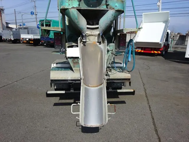 いすゞ エルフ TPG-NKR85N(2WD)の写真15