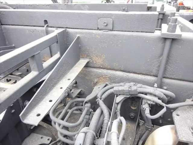 日野 プロフィア LKG-FS1AKAA(2WD)の写真13