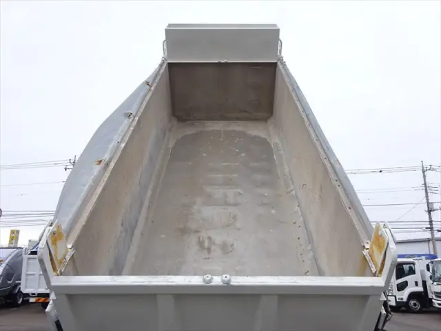 日野 プロフィア LKG-FS1AKAA(2WD)の写真18