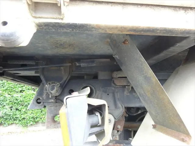 三菱 キャンター KK-FE71CBDの写真11