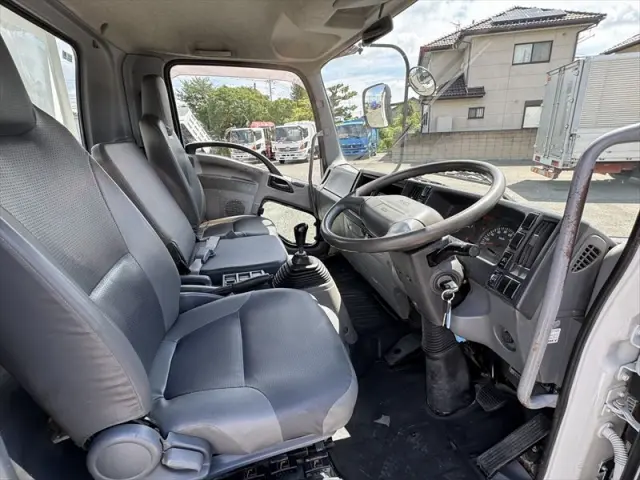 いすゞ フォワード TKG-FRR90S1(2WD)の写真25