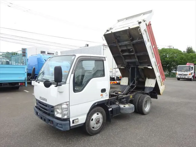いすゞ エルフ TKG-NKS85AN(4WD)の写真1