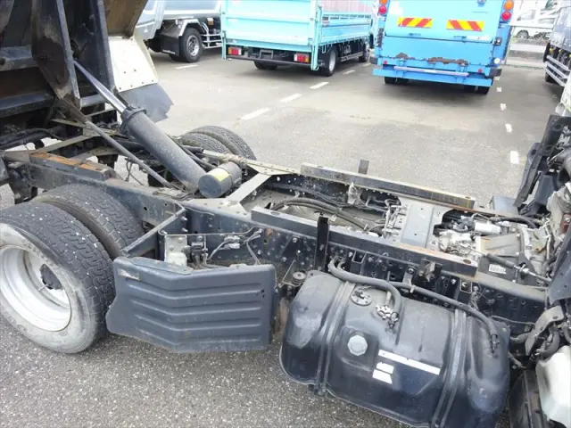 いすゞ エルフ TKG-NKS85AN(4WD)の写真11