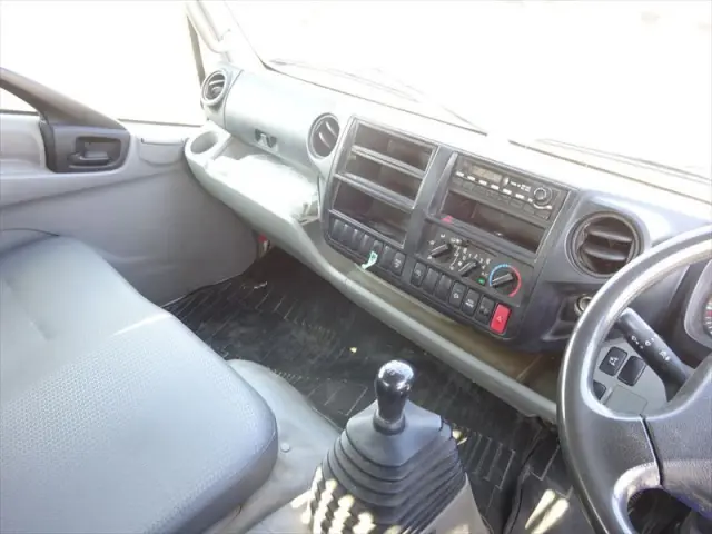 日野 デュトロ TKG-XZU700X(2WD)の写真26