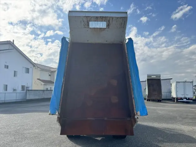 三菱 キャンター 2PG-FEBM0(2WD)の写真10