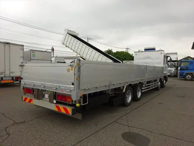 三菱 スーパーグレート QPG-FS64VZ(8x4)の写真3