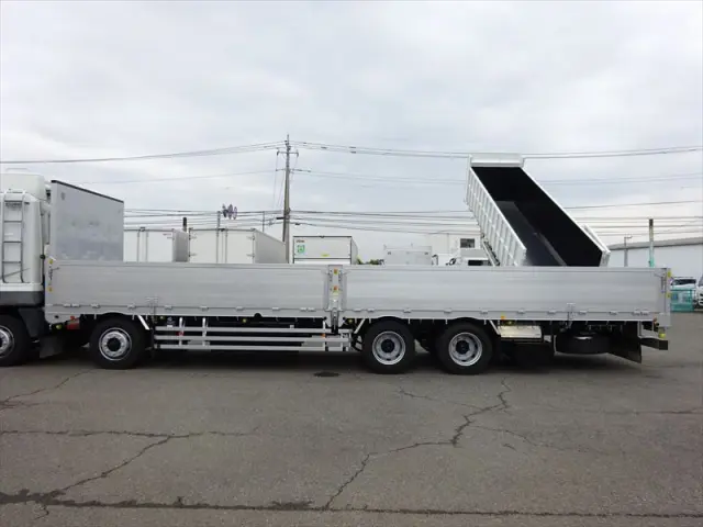 三菱 スーパーグレート QPG-FS64VZ(8x4)の写真6