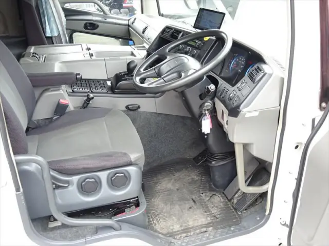 三菱 スーパーグレート QPG-FS64VZ(8x4)の写真33