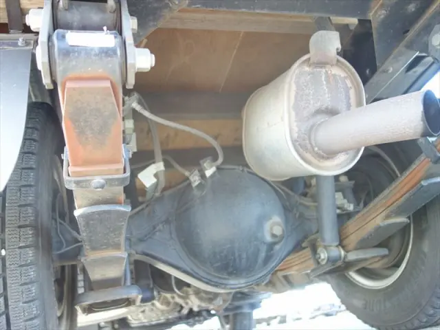 いすゞ エルフ TKG-NHS85A(4WD)の写真8