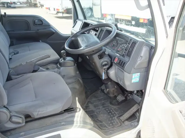 いすゞ エルフ TKG-NHS85A(4WD)の写真14