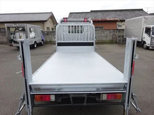 日野 デュトロ TKG-XZU675M(4WD)の写真14