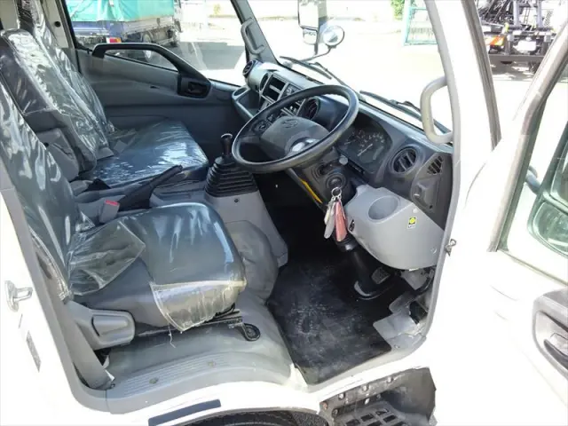 日野 デュトロ 2RG-XZU710Mの写真19