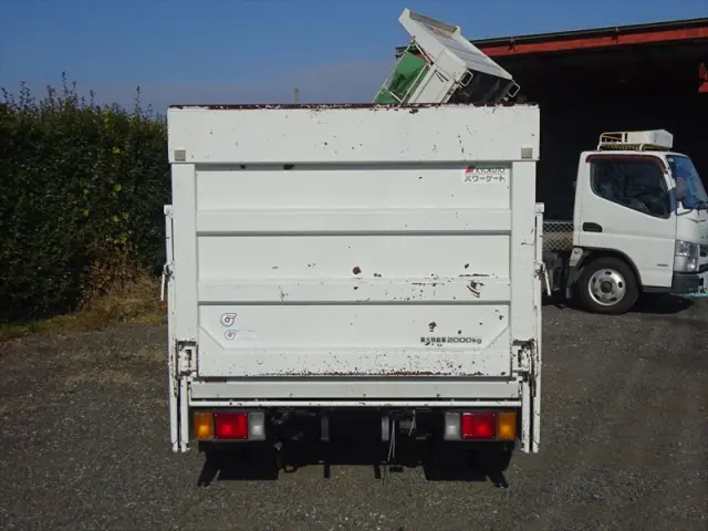 いすゞ エルフ TKG-NJR85A(2WD)の写真10