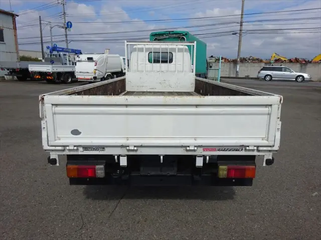 日野 デュトロ SKG-XZU650Mの写真13