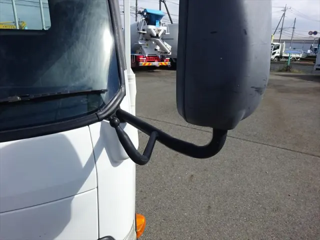 日野 デュトロ SKG-XZU650Mの写真33