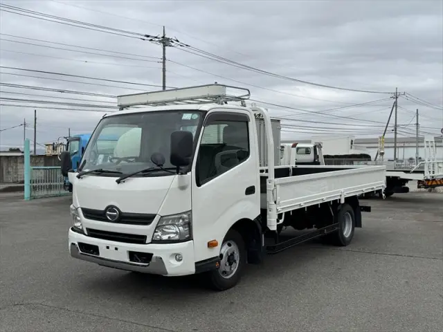 日野 デュトロ TKG-XZU775M(4WD)の写真1