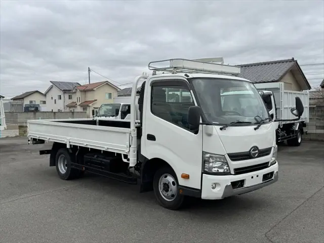 日野 デュトロ TKG-XZU775M(4WD)の写真2