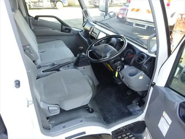 日野 デュトロ TKG-XZU775Mの写真20