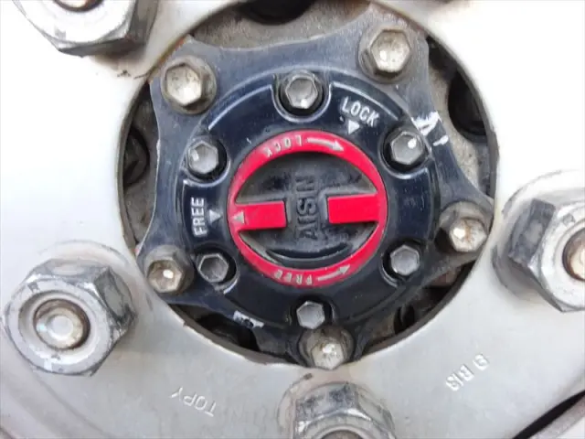 日野 デュトロ TKG-XZU775Mの写真34