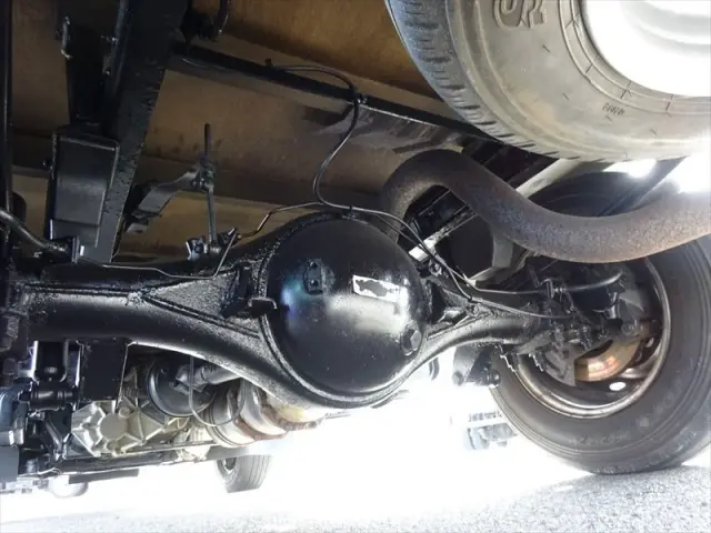 三菱 キャンター PDG*FD70B(4WD)の写真11