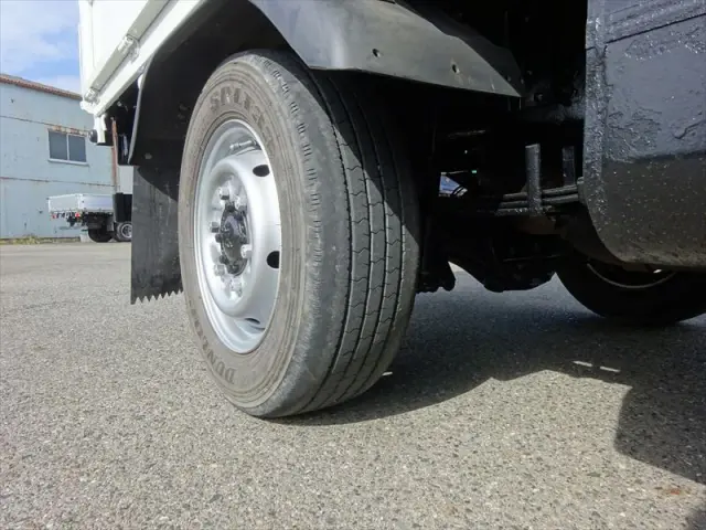 三菱 キャンター PDG*FD70B(4WD)の写真12