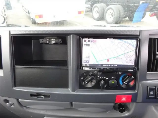 いすゞ エルフ TRG-NKR85A(2WD)の写真20