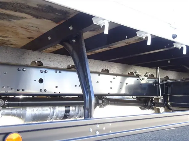 三菱 ファイター 2KG-FK6F(2WD)の写真5