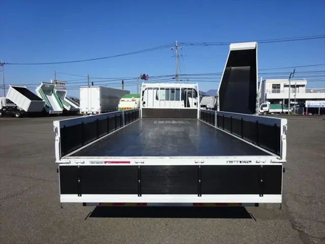 三菱 ファイター 2KG-FK6F(2WD)の写真12