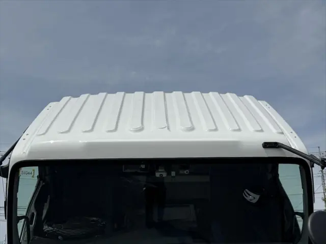 いすゞ ギガ QKG-CYJ77BA(8x4)の写真28