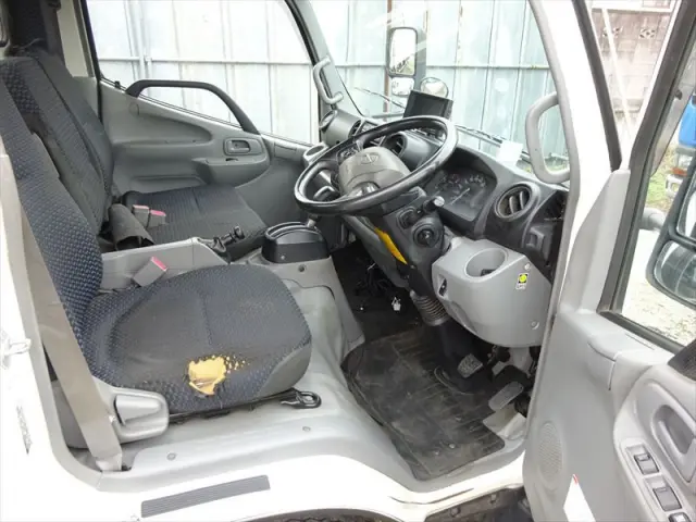 日野 デュトロ 2RG-XZU605M(2WD)の写真19