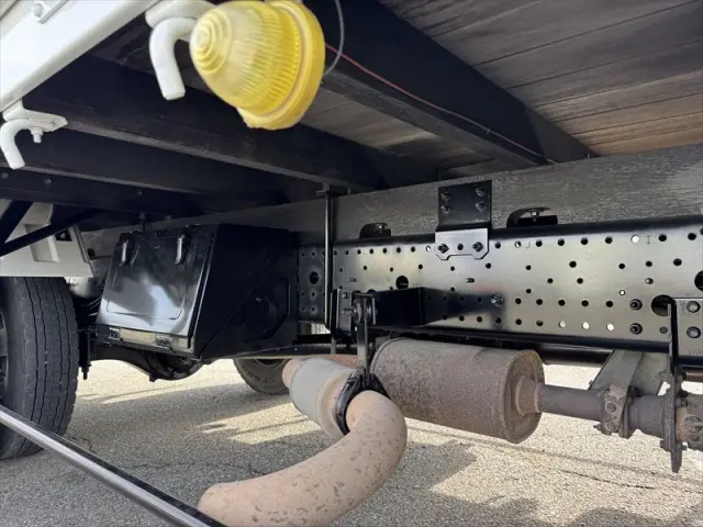 いすゞ フォワード TKG-FRR90S2(2WD)の写真12