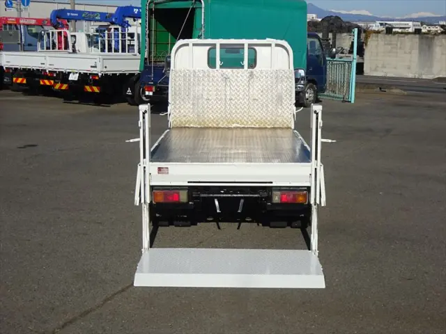 日野 デュトロ TKG-XZU675M(4WD)の写真13