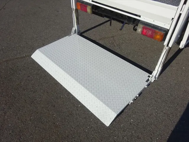 日野 デュトロ TKG-XZU675M(4WD)の写真14