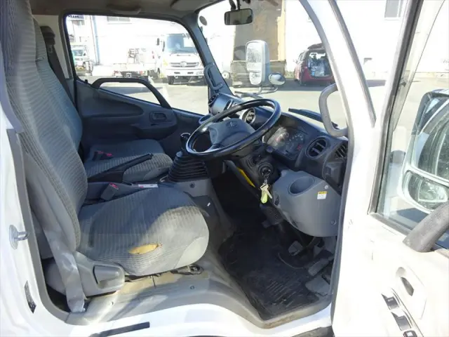 日野 デュトロ TKG-XZU675M(4WD)の写真19