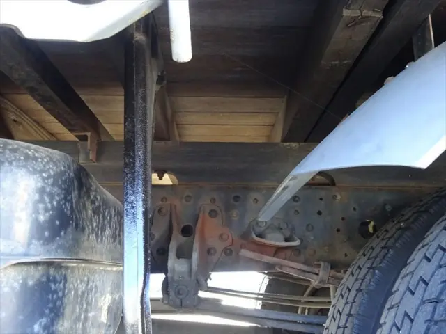 三菱 ファイター PDG-FK71Rの写真6