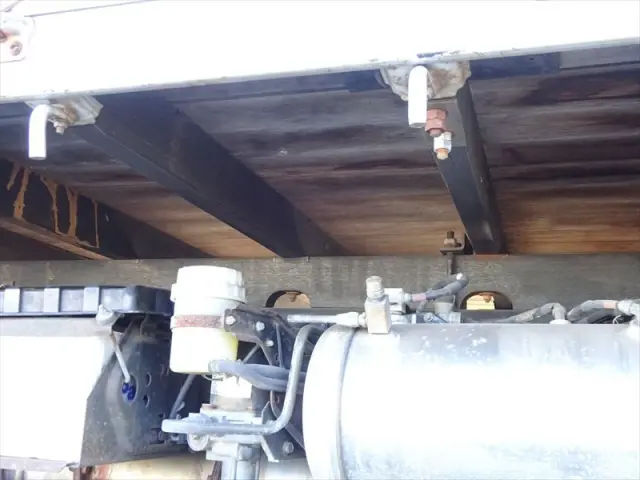 三菱 ファイター PDG-FK71Rの写真8