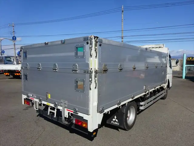 三菱 キャンター 2PG-FEB50(2WD)の写真4
