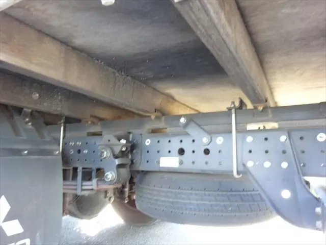 三菱 キャンター 2PG-FEB50(2WD)の写真8