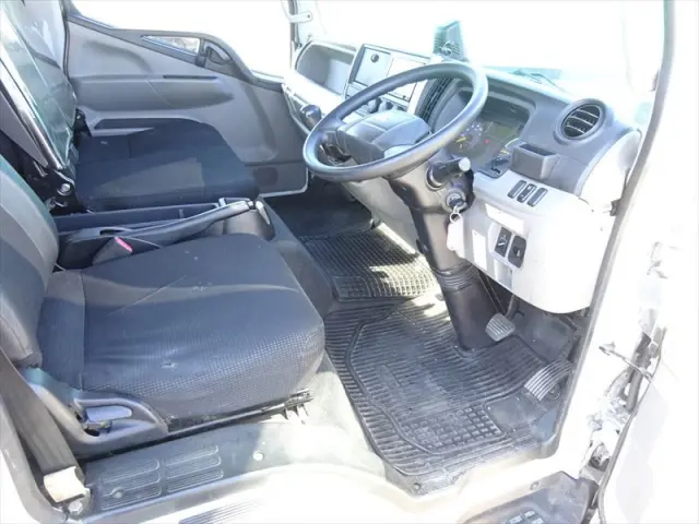 三菱 キャンター 2PG-FEB50(2WD)の写真23